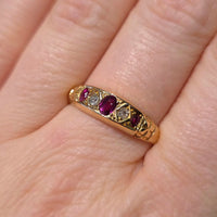 Edwardiaanse robijn en oud geslepen diamanten ring uit 1913