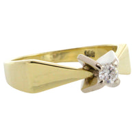 Vintage diamond solitaire ring