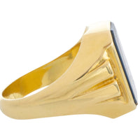 Onyx and agate signet ring in 14 carat gold