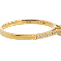 Sapphire and diamond ring in 14 carat gold