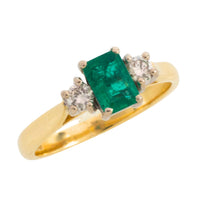 Emerald and diamond trilogy ring