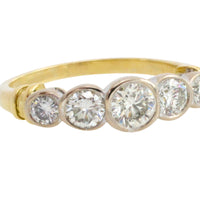 Five stone diamond ring in 18 carat gold