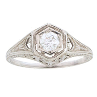 Vintage Art Deco diamond ring in platinum