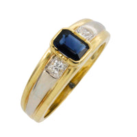 Sapphire and diamond ring in 18 carat gold