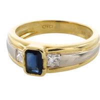 Sapphire and diamond ring in 18 carat gold