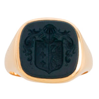 Vintage 18 carat gold signet ring with jasper intaglio