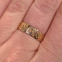 Antique band with floral motif from 1900-The Antique Ring Shop