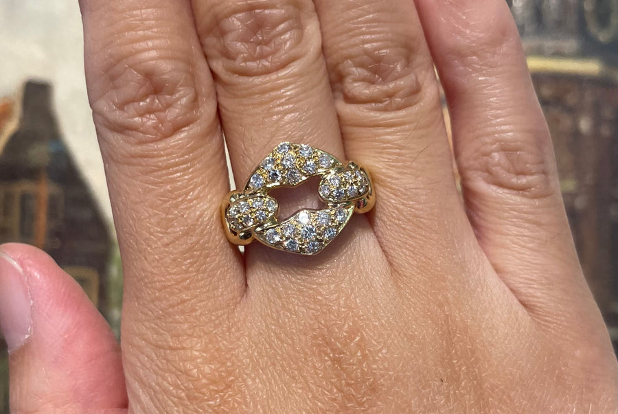 Brilliant cut diamond ring in 18 carat gold-The Antique Ring Shop