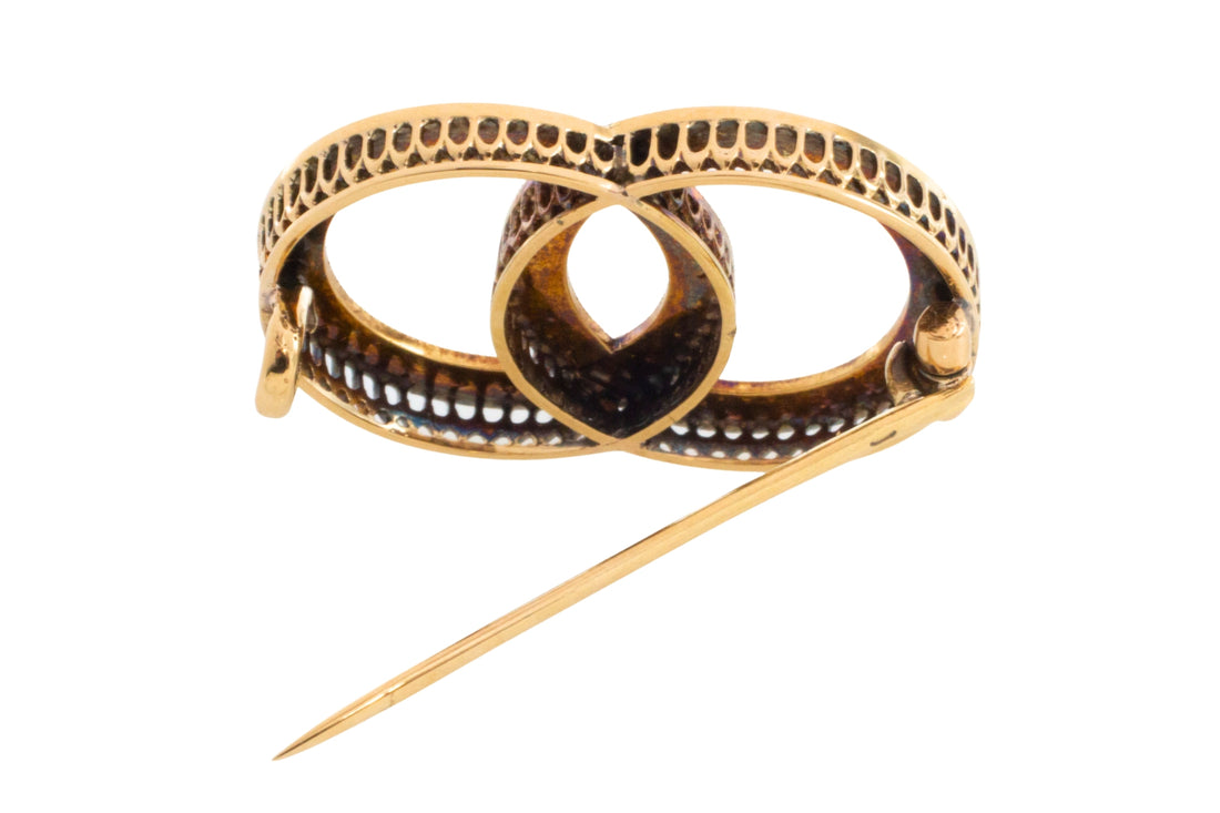 Antique seed pearl brooch in 14 carat gold