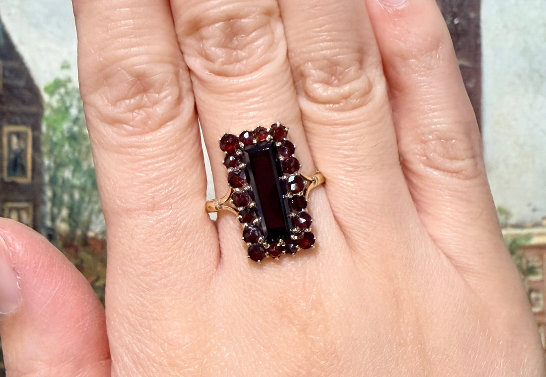 Rectangular garnet ring in 14 carat gold-Rings-The Antique Ring Shop