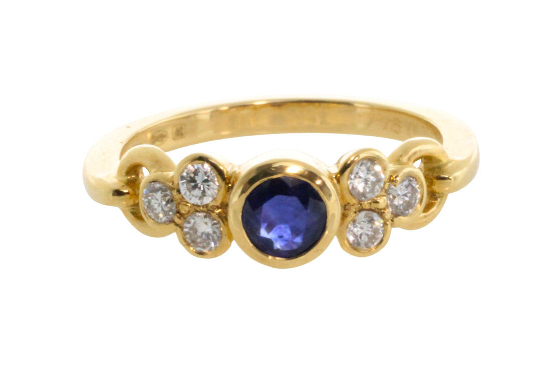 Sapphire and diamond ring in 18 carat gold