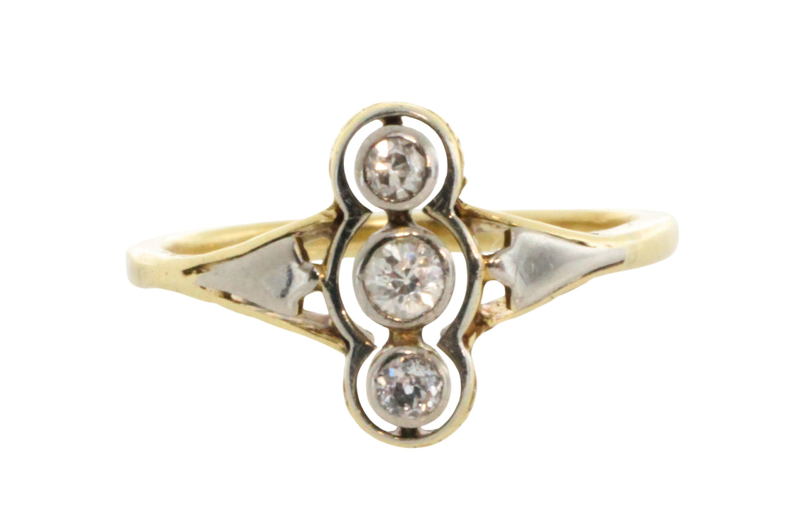 Antique diamond three stone ring in 14 carat gold