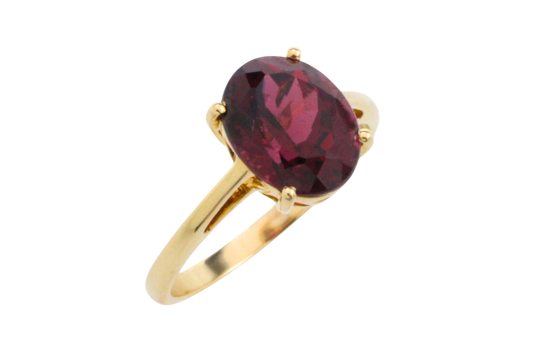 Garnet ring in 14 carat gold-Vintage Rings-The Antique Ring Shop
