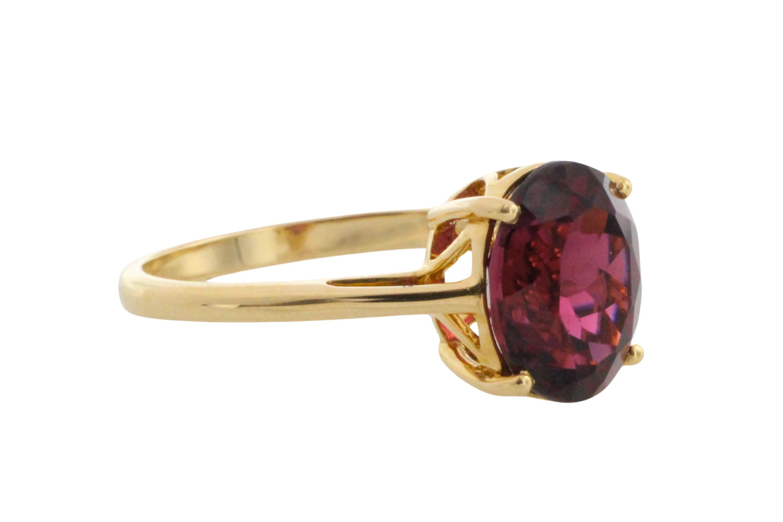 Garnet ring in 14 carat gold-Vintage Rings-The Antique Ring Shop