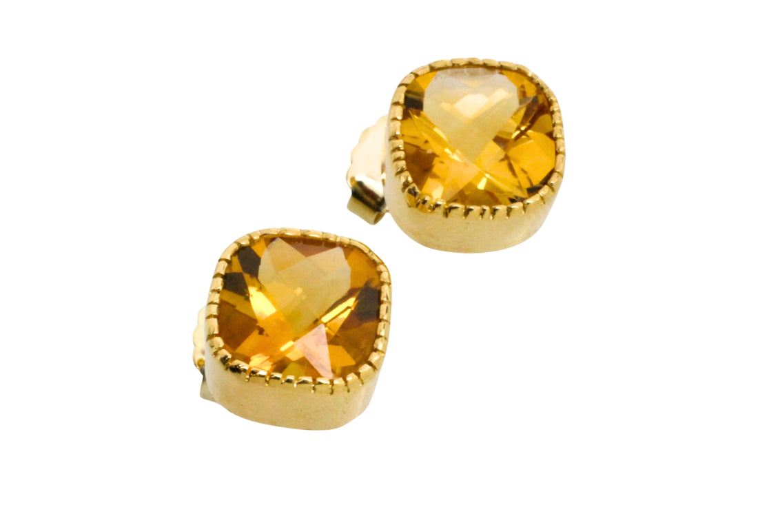 Citrine earrigs in 18 carat gold
