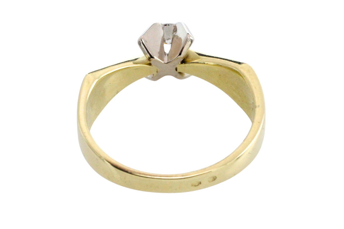 Vintage diamond solitaire ring