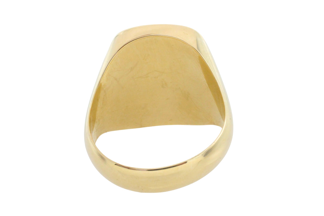 Vintage signet agate intaglio ring in 14 carat gold