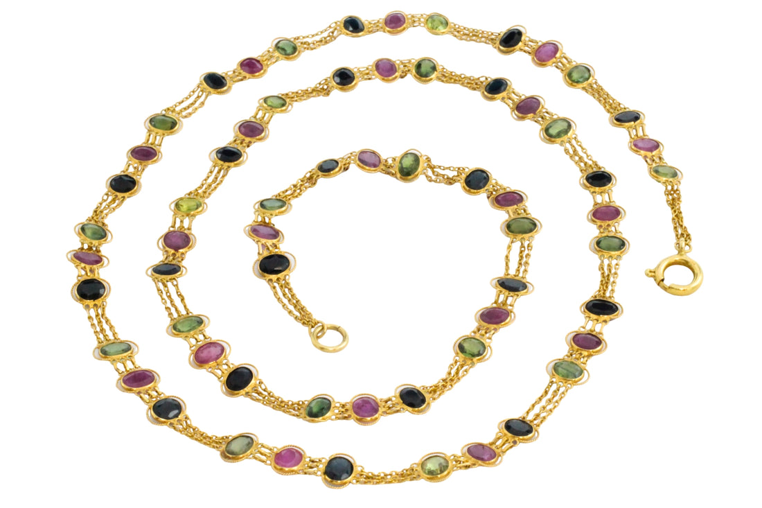 Multi gen collier in 18 carat gold