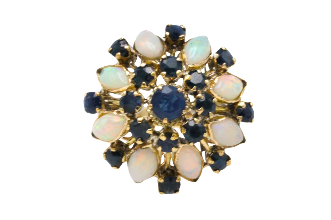Vintage sapphire and opal ring in 14 carat gold