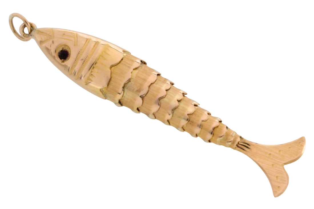 Vintage 14 carat gold fish pendant