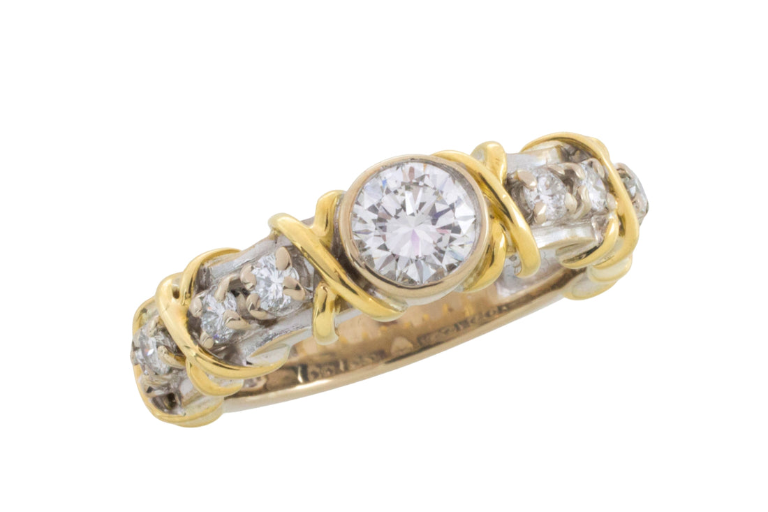 Diamond ring in yellow and white gold