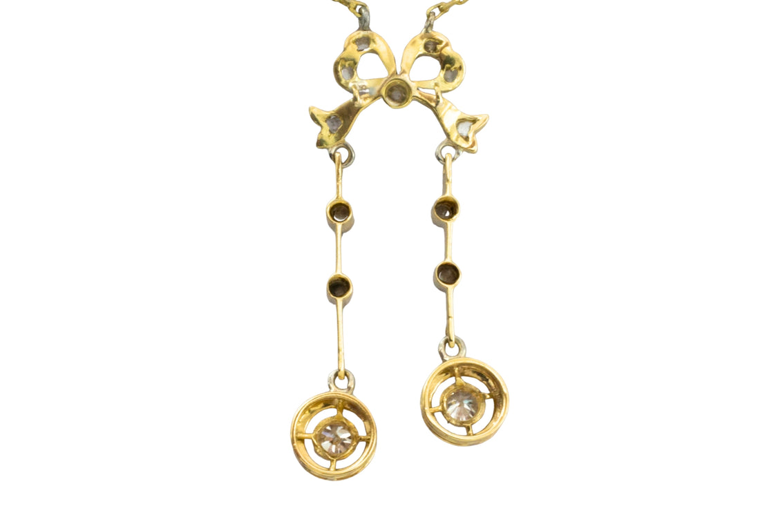 Edwardian diamond pendant in 18 carat gold