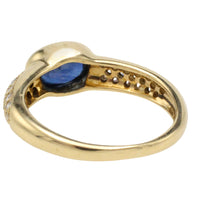 Sapphire and diamond ring in 18 carat gold