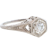 Vintage Art Deco diamond ring in platinum