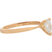 Pear cut diamond solitaire ring in 18 carat gold