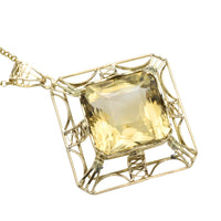 Vintage citrine pendant in 14 carat gold
