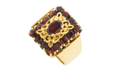 Vintage 14 carat gold ring with garnets-Vintage Rings-The Antique Ring Shop