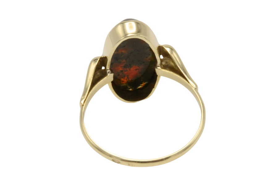 Cabochon mosagaat ring van 14 karaat goud
