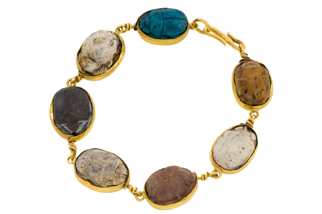 Scarab beetle bracelet in 18 carat gold