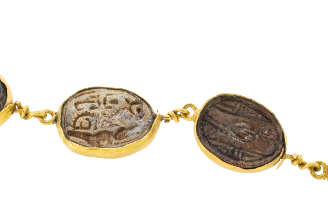 Scarab beetle bracelet in 18 carat gold