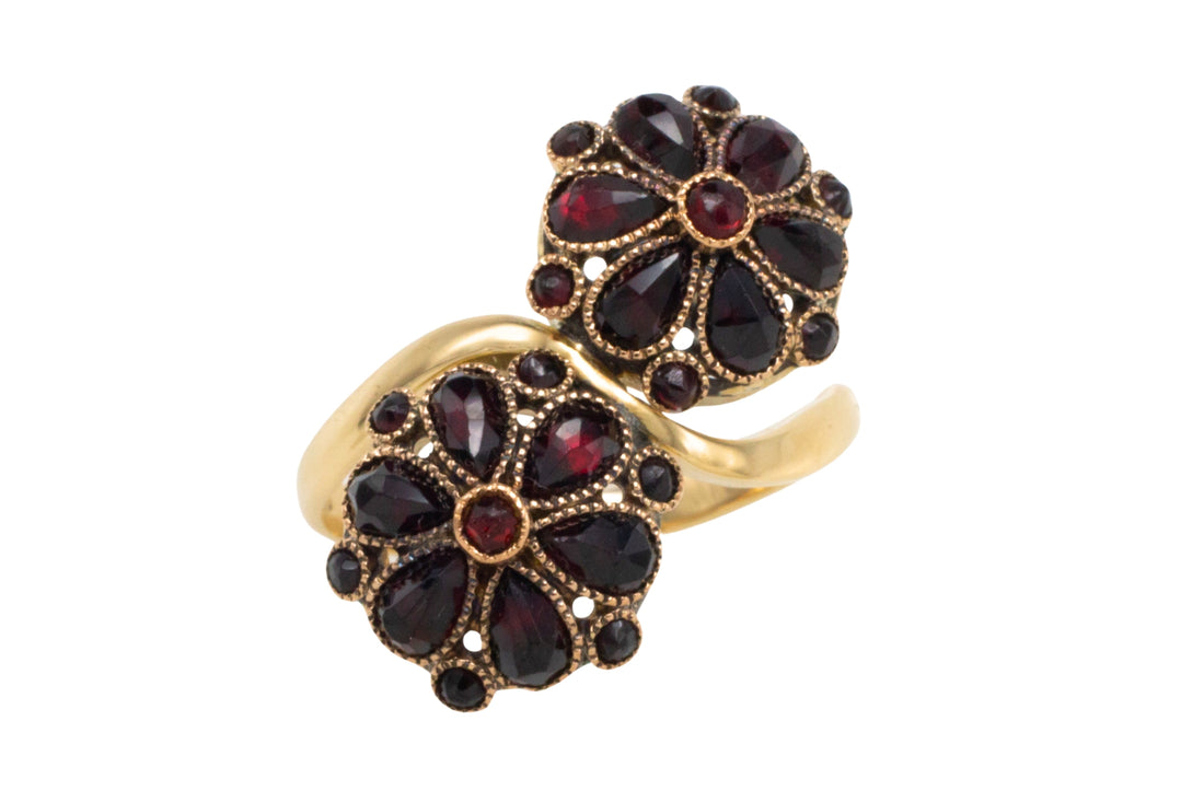Vintage Toi et Moi garnet ring