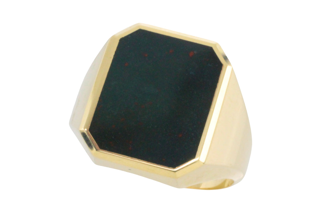 Vintage bloodstone signet ring in 14 carat gold