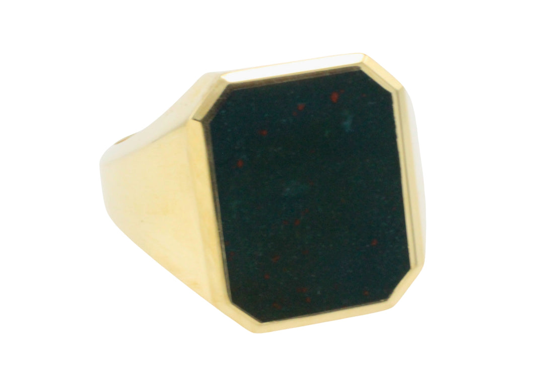 Vintage bloodstone signet ring in 14 carat gold