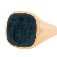 Vintage 18 carat gold signet ring with jasper intaglio