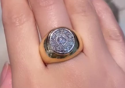 18 carat white and yellow gold diamond ring