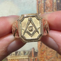 Vintage freemasons ring in 14 carat gold