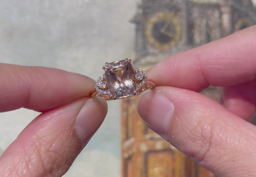 18 karaat rosegouden ring met morganiet en diamanten