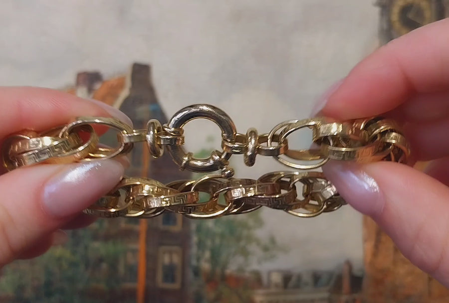 Triple link interlocking gold bracelet