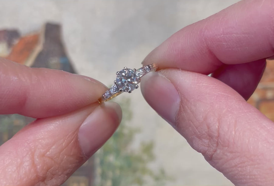 Vintage drie-steens diamanten ring in platina en goud